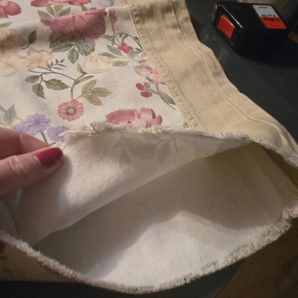 NWOT 2026 Fantastic Floral Good Luck Barrel Jeans - Picture 8 of 8